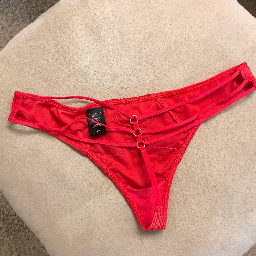 🌶♨️VS panties, size small.